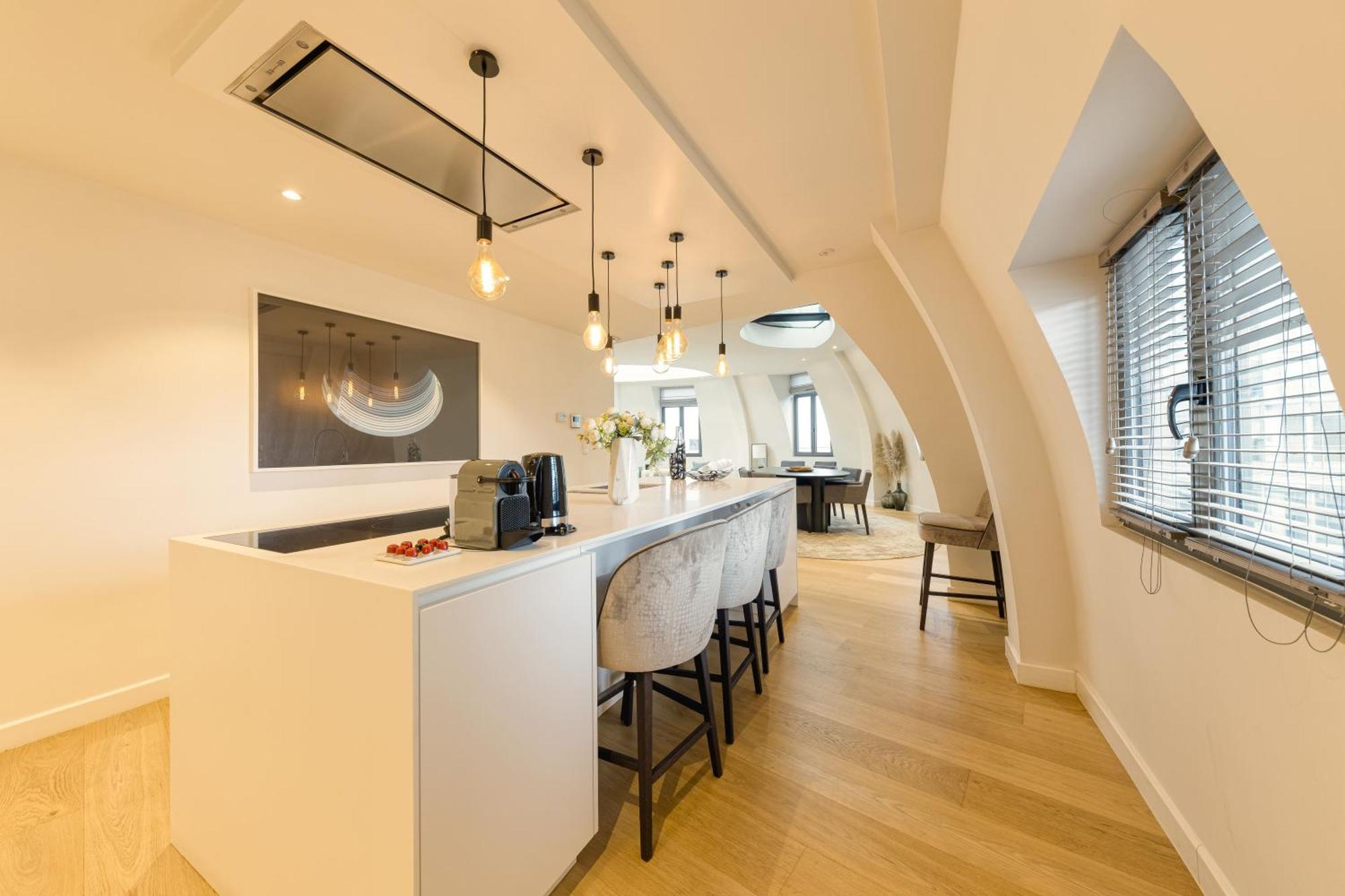 Triplex Penthouse In The City Center Брюксел Екстериор снимка