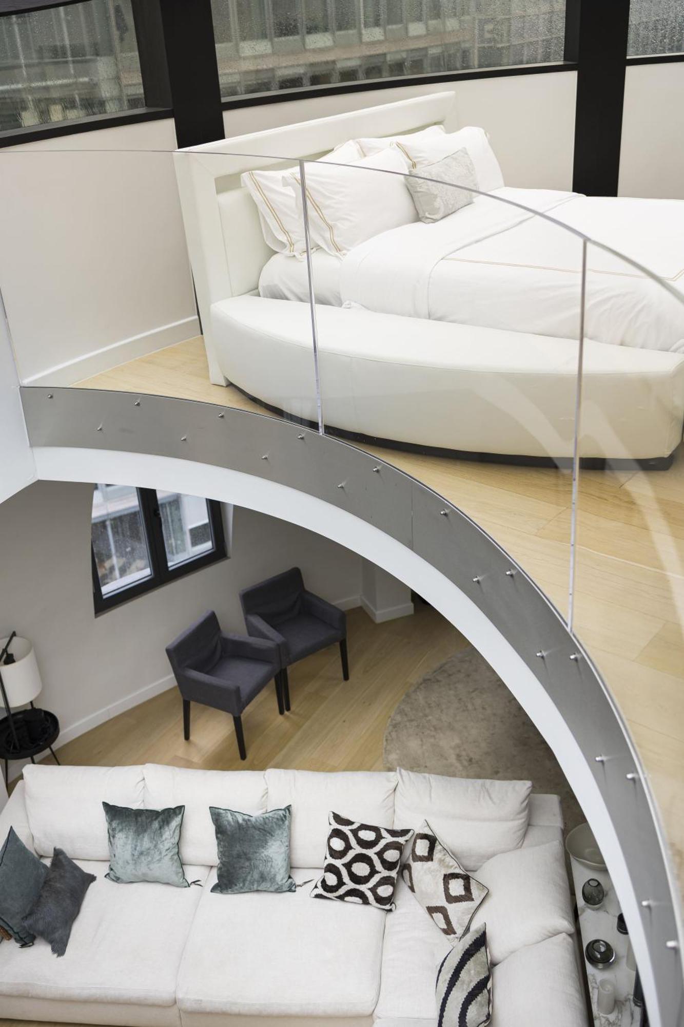 Triplex Penthouse In The City Center Брюксел Екстериор снимка