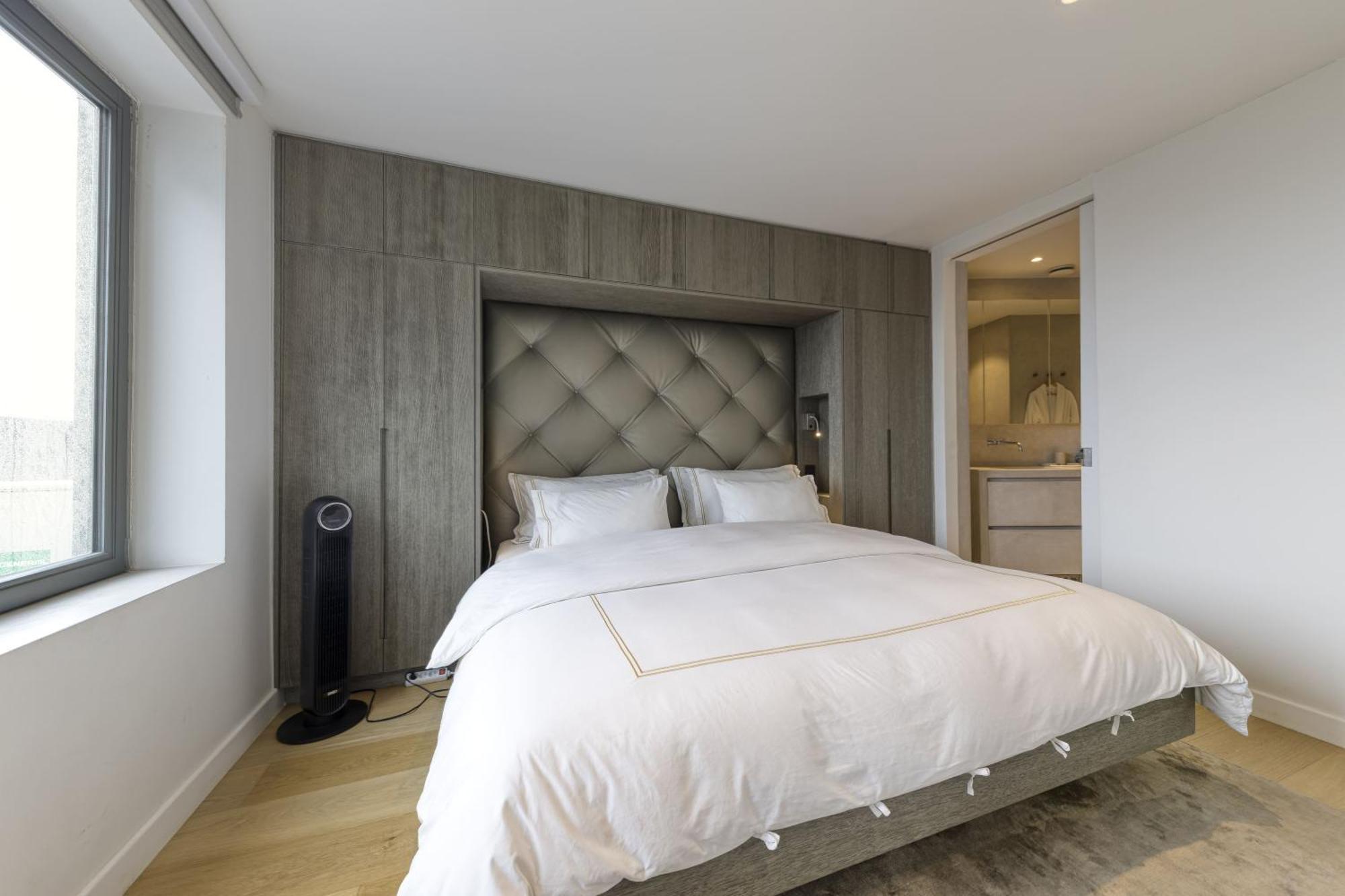 Triplex Penthouse In The City Center Брюксел Екстериор снимка