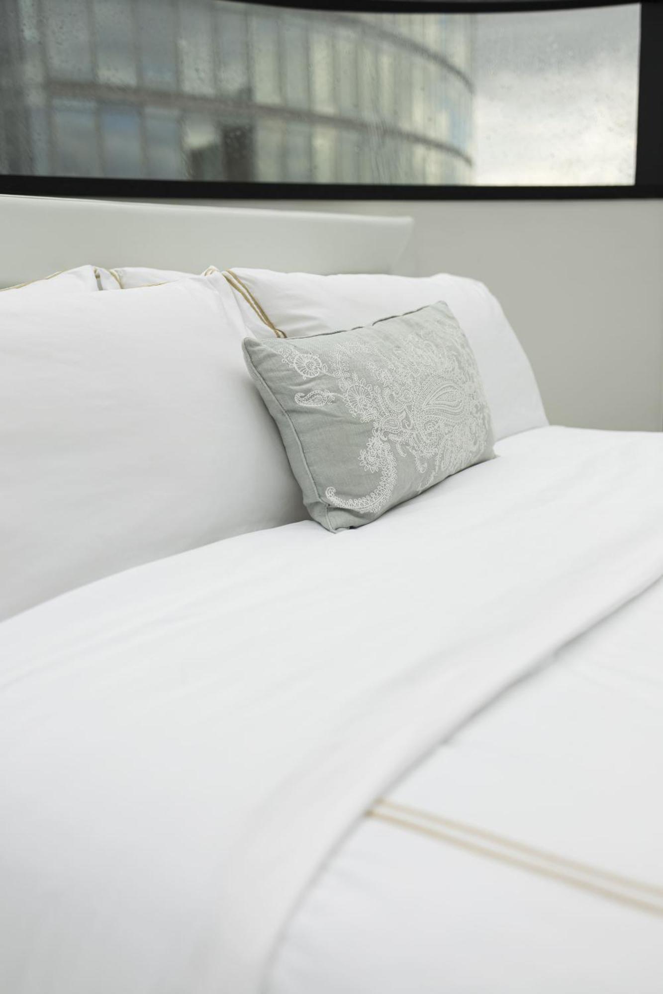 Triplex Penthouse In The City Center Брюксел Екстериор снимка